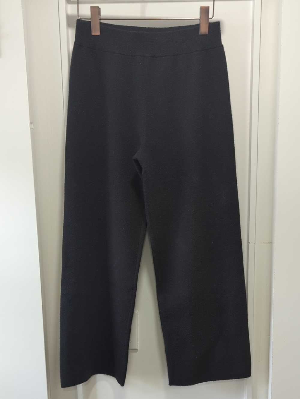 Ann Taylor Black Wide-Leg Knit Sweat Pants